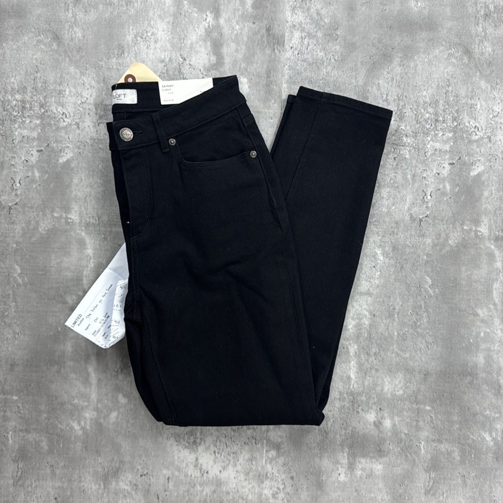 LOFT Women's Black Skinny Jeans